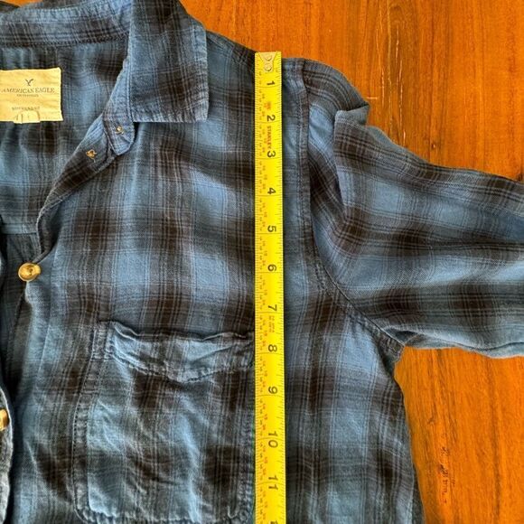 American Eagle boyfriend lightweight flannel button down button sleeve sz M - Picture 8 of 14